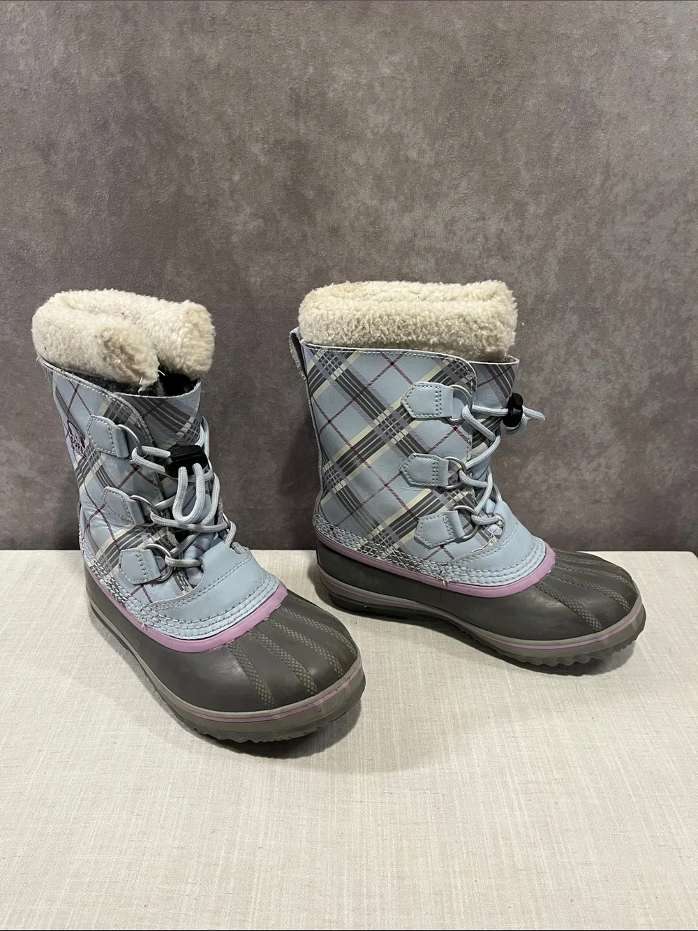 Sorel Kids Light Blue Plaid Winter Boots with Gray Toe and Purple Trim size 3